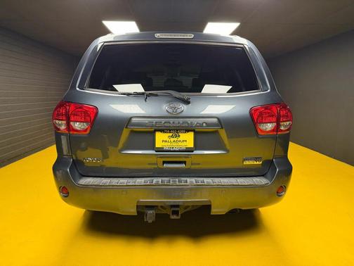 2008 Toyota Sequoia SR5