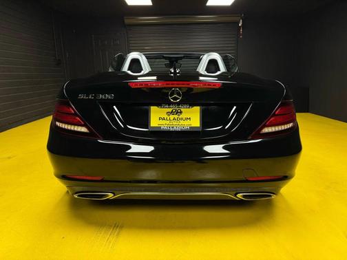 2017 Mercedes-Benz SLC 300 SLC 300 Roadster 2D
