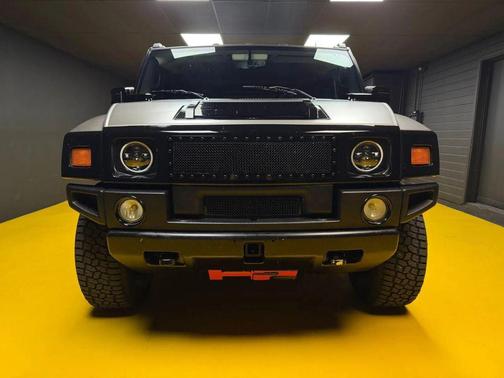 2005 Hummer H2 Base
