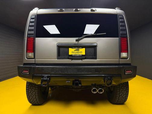 2005 Hummer H2 Base