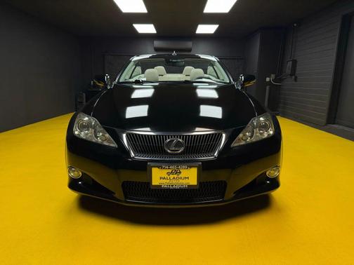 2010 Lexus IS 250C Base