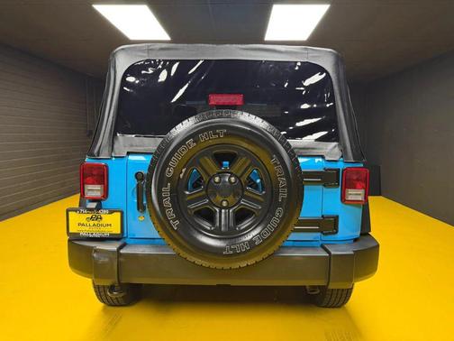 Chief Clearcoat 2018 Jeep Wrangler JK Sport