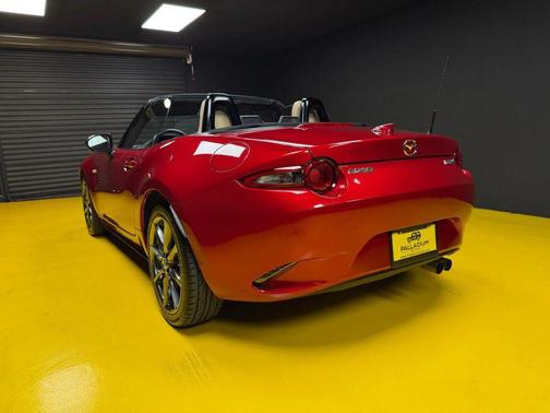 Red 2016 Mazda MX-5 Miata Grand Touring
