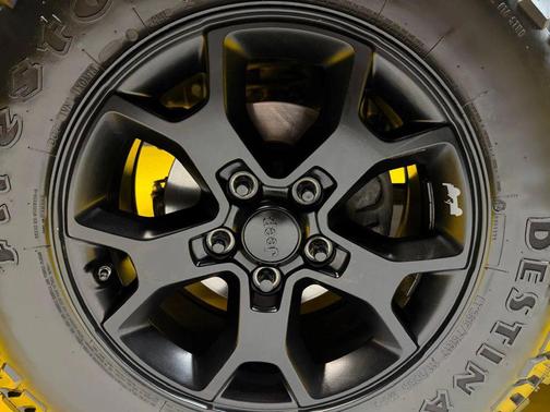 Deep Cherry Red Crystal Pearlcoat 2012 Jeep Wrangler Unlimited Sahara