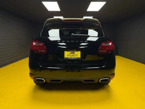 2014 Porsche Cayenne Cayenne