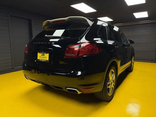 2014 Porsche Cayenne Cayenne