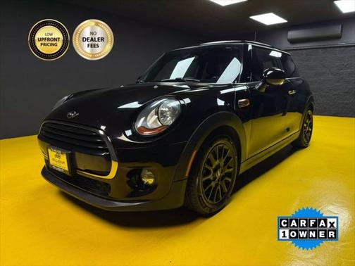 2017 MINI Hardtop Cooper