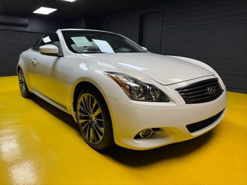 2011 INFINITI G37 Base