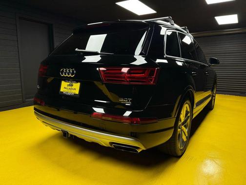 2017 Audi Q7 3.0T Prestige