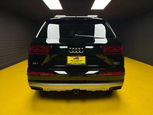 2017 Audi Q7 3.0T Prestige