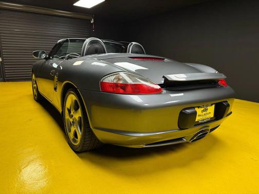 2004 Porsche Boxster Cabriolet 2D