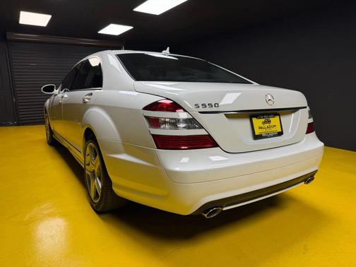 2008 Mercedes-Benz S-Class S 550 Sedan 4D