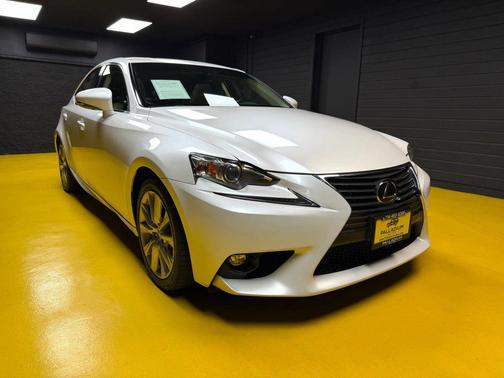 2016 Lexus IS 200t Base