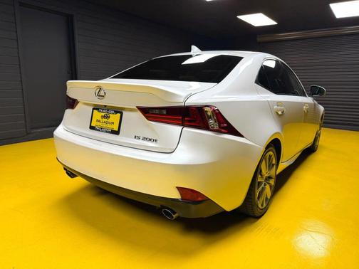 2016 Lexus IS 200t Base