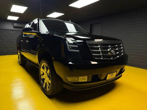 2011 Cadillac Escalade EXT Premium