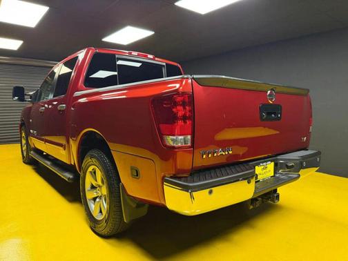 2014 Nissan Titan SV