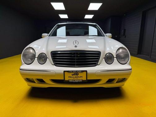 2000 Mercedes-Benz E-Class E 320 Sedan 4D