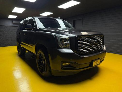 Iridium Metallic 2018 GMC Yukon Denali
