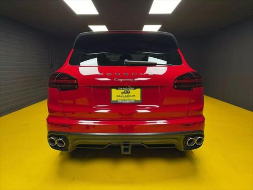 2016 Porsche Cayenne S