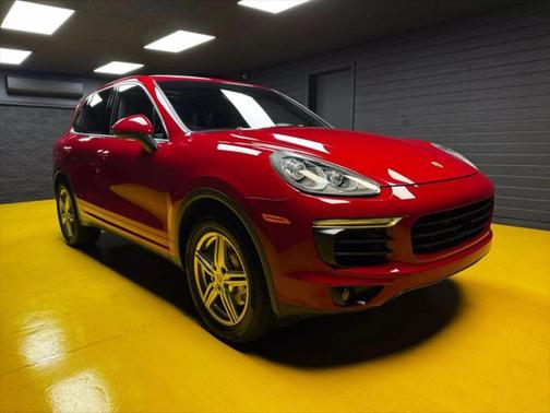 2016 Porsche Cayenne S