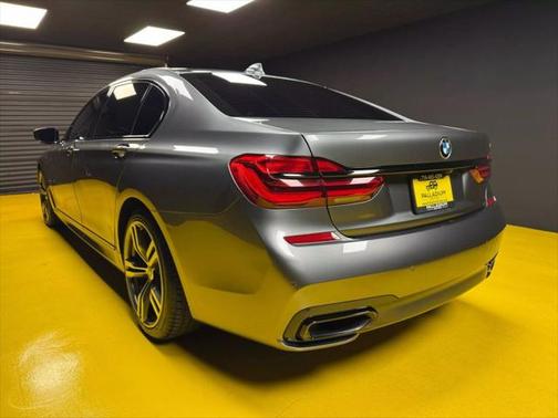 2019 BMW 740 740i Sedan 4D