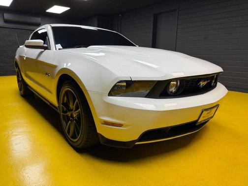2011 Ford Mustang GT Premium