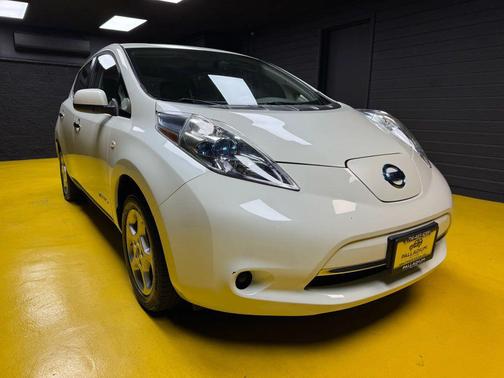 2012 Nissan Leaf SV