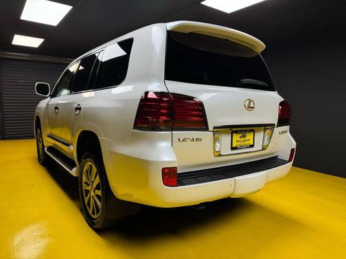 2011 Lexus LX 570 Base
