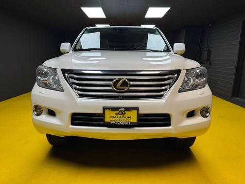 2011 Lexus LX 570 Base