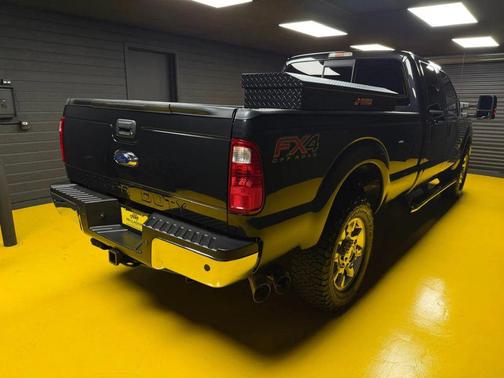 Tuxedo Black Metallic 2015 Ford F-350 Lariat