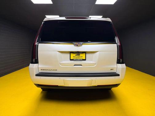2015 Cadillac Escalade ESV Sport Platinum