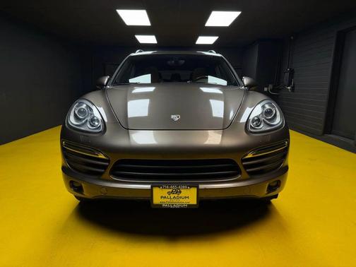 2014 Porsche Cayenne Cayenne