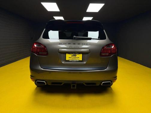 2014 Porsche Cayenne Cayenne