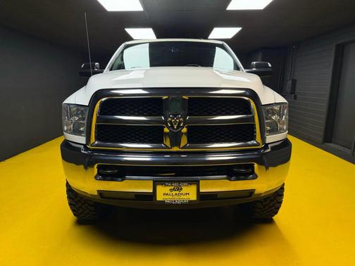 2018 RAM 2500 Tradesman Crew Cab 4x4 6'4' Box