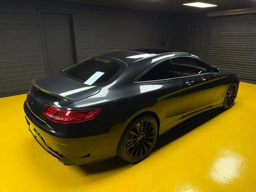 Grey 2015 Mercedes-Benz S-Class 4MATIC