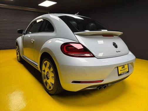 2017 Volkswagen Beetle 1.8T SE