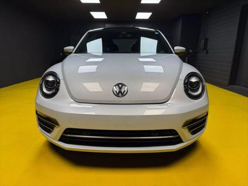 2017 Volkswagen Beetle 1.8T SE