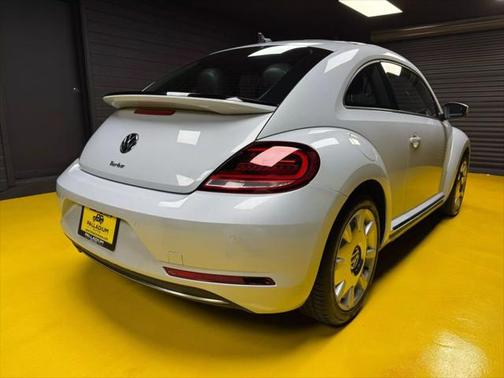 2017 Volkswagen Beetle 1.8T SE