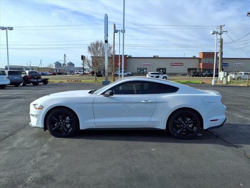 2022 Ford Mustang EcoBoost