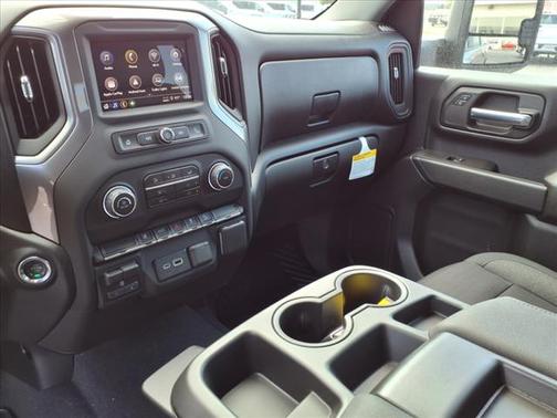 2025 Chevrolet Silverado 2500 Custom