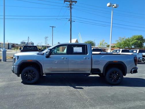 2025 GMC Sierra 2500 AT4