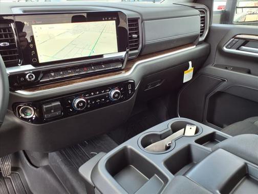2025 GMC Sierra 2500 SLE