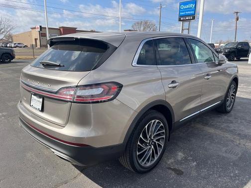 2020 Lincoln Nautilus Reserve