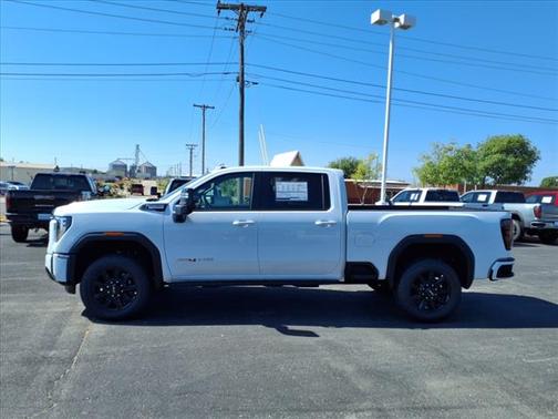 2025 GMC Sierra 2500 AT4