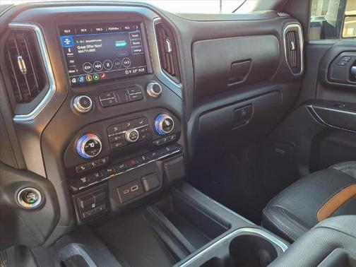 2021 GMC Sierra 2500 AT4