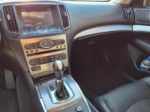 2015 INFINITI Q40 Base