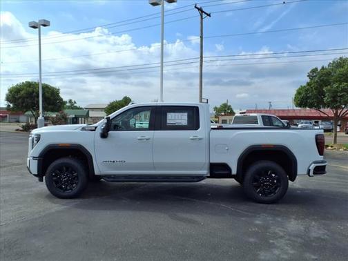 2025 GMC Sierra 2500 AT4