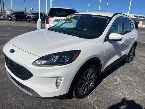 2020 Ford Escape SEL