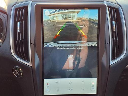 2022 Ford Edge SE