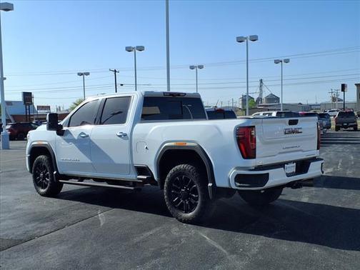 2024 GMC Sierra 2500 Denali